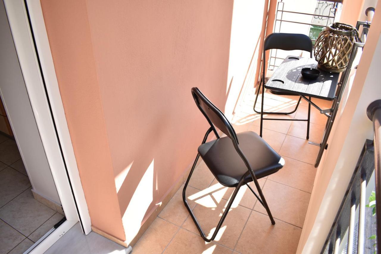 Little Emerald - Central Spot Apartments Volos Exteriér fotografie